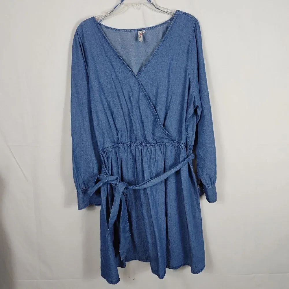 Red Camel Women's Size 2X Faux Wrap Front Chambray Dress.Armpit to armpit 26"W